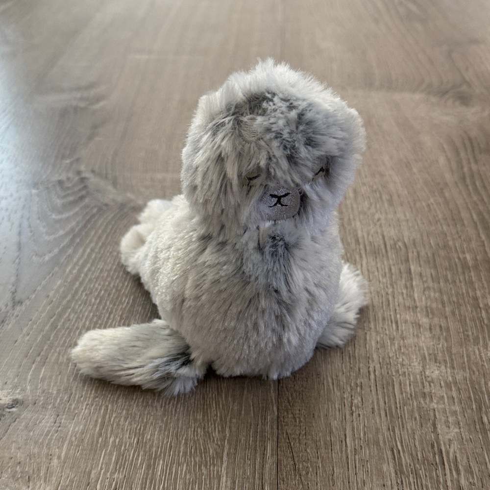 Slumberkins silver seal plush